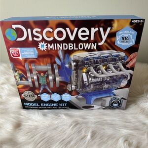 Discovery Mindblown Model Engine Kit - Blue and Silver